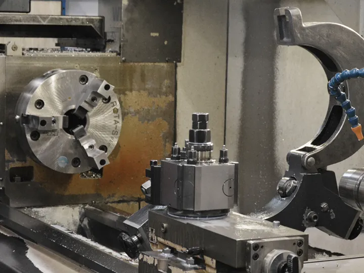 Detailaufnahme einer NC-Drehmaschine bei Leitern FLW