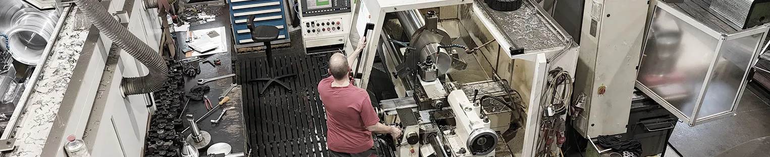 NC-Dreher/in Stellenausschreibung bei FLW