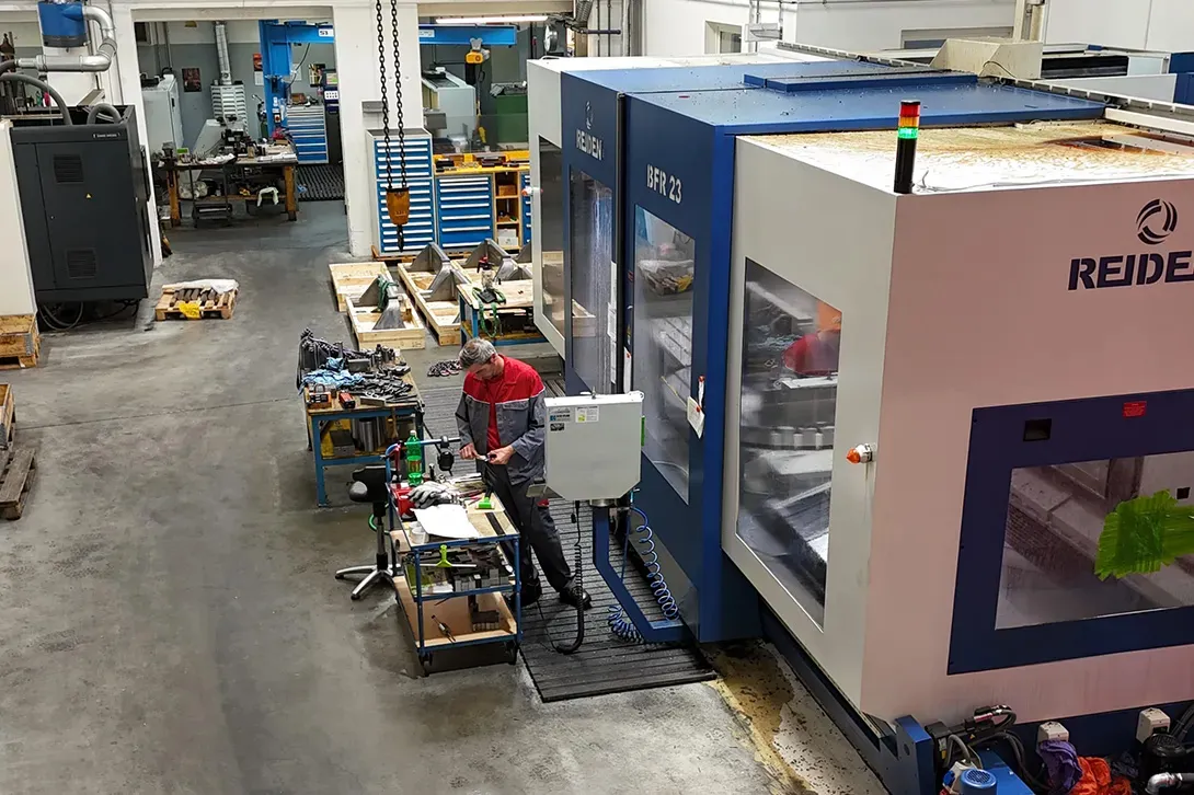 Reiden-BFR-23 Metallfräsmaschine bei Leitner FLW